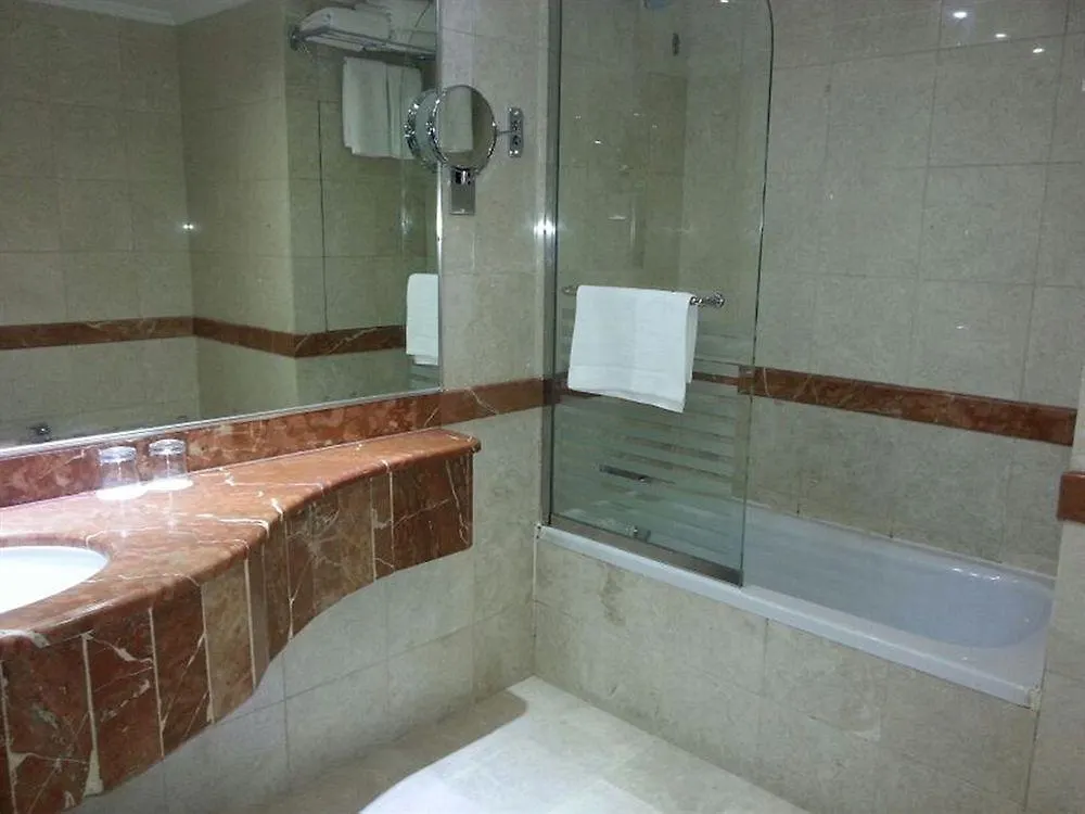 Nozol Royal Inn Hotel Μεδίνα