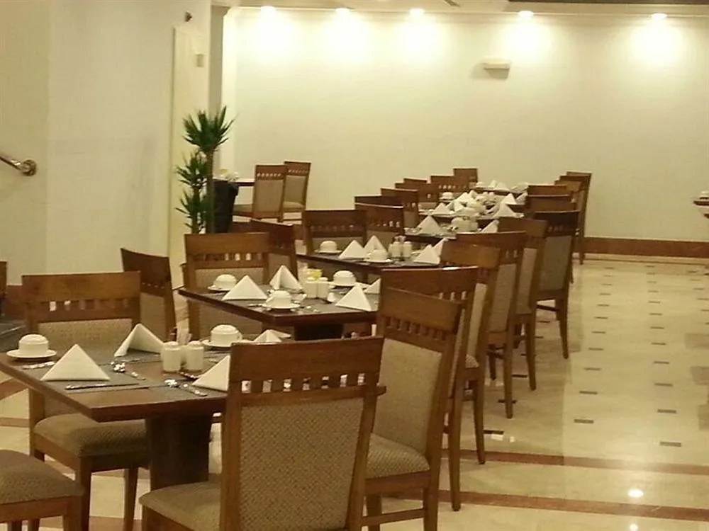 Nozol Royal Inn Hotel Μεδίνα